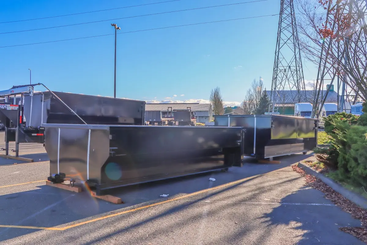 Professional dumpster rental and junk removal service in Bolivar